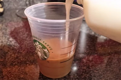 Iced White Chocolate Mocha