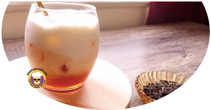 How to Make Black Tea Macchiato